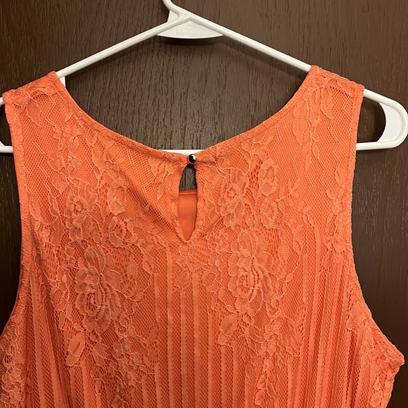 Bright orange/pink lace dress - Picture 7 of 8